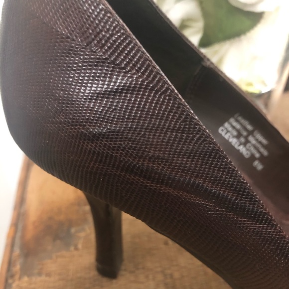 Alfani Brown Leather Upper Clean Preowned Brown  4 inch Heel - Picture 5 of 11